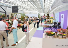 Er worden veel foto's gemaakt.